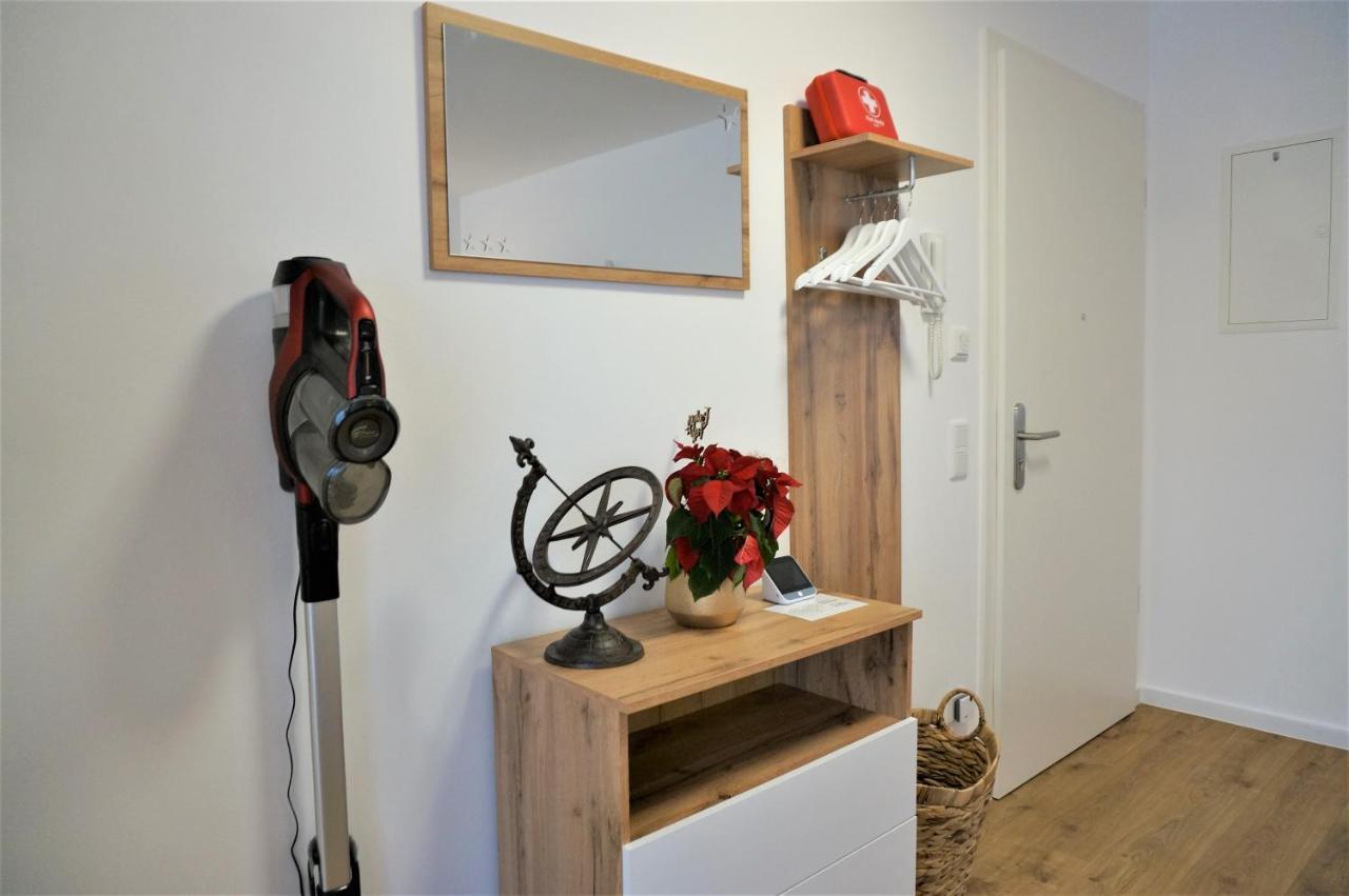 Mein Apartment, Stars Mit Balkon Und Klima Fuer Bis Zu 4 Personen フランケンタール エクステリア 写真